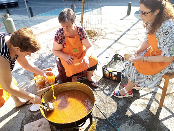 Πρωτοβουλία του Δήμου Βελβεντού: Γευστική, παραδοσιακή Μαρμελάδα Ροδάκινο