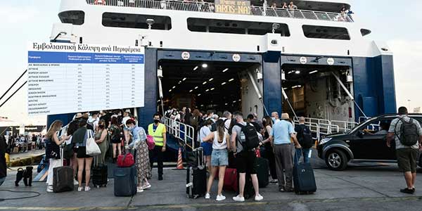 Ο εμβολιασμός σε όλη τη χώρα: Πρωταθλητές τα Ιόνια Νησιά, τελευταία η Στερεά Ελλάδα – Πέμπτη η Δυτ. Μακεδονία με 45%