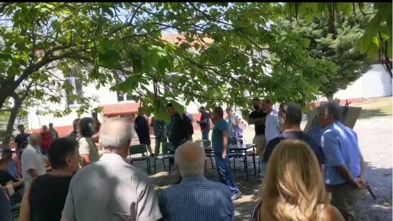 Συγκέντρωση κατοίκων στα Σιδερά για τα φωτοβολταϊκά
