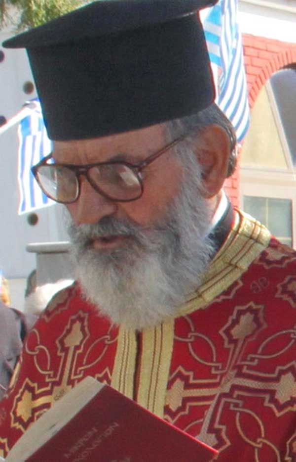 Την παραίτησή του από το ιερατικό λειτούργημα υπέβαλλε ο εφημέριος του Μικροβάλτου πατήρ Χαράλαμπος Σταθόπουλος