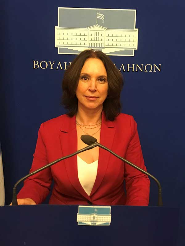 Καλλιόπη Βέττα: Με ψέματα και ανέξοδες προεκλογικές εξαγγελίες ο κ. Μητσοτάκης απέδειξε, για μία ακόμη φορά, ότι υποτιμά τη νοημοσύνη των πολιτών της Π.Ε. Κοζάνης