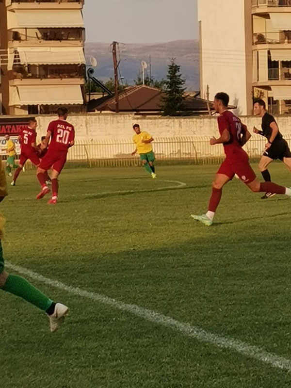 Εικόνες από τον χθεσινό αγώνα ανάμεσα σε Φ.Σ. Εορδαϊκό και ΠΑΕ Λάρισας