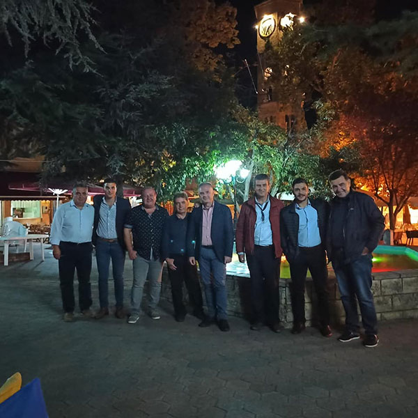 Μάγεψαν στην πλατεία της Εράτυρας οι Βαλκάνηδες