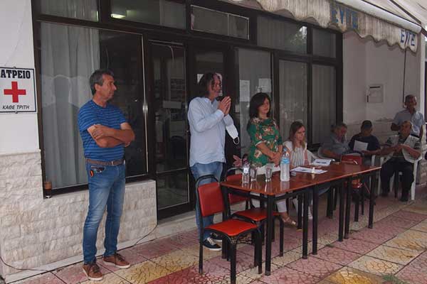 Στο πλαίσιο των επισκέψεων του δημάρχου Σερβίων στους οικισμούς του Δήμου, πραγματοποιήθηκε άτυπη λαϊκή συνέλευση στο Μικρόβαλτο