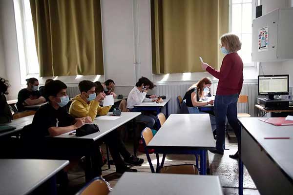 103 κρούσματα στις σχολικές μονάδες της Π.Ε. Κοζάνης μέσα σε δύο μέρες