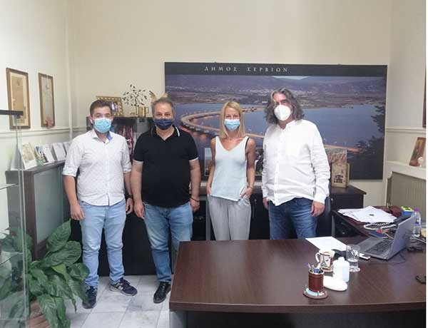 Συνάντηση του προέδου του ΤΕΕ/ΤΔΜ με το δήμαρχο Σερβίων