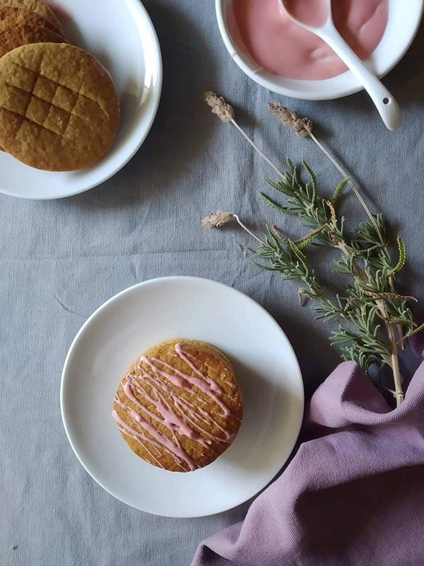 The 3 Cooks: Ginger cookies με ροζ γλάσο