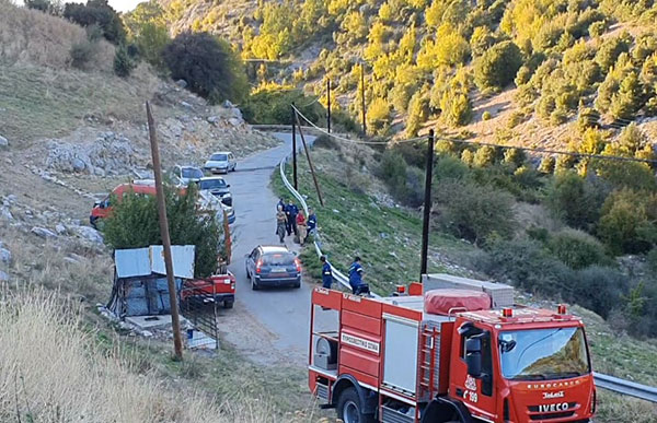 Σε μερικό έλεγχο η φωτιά στο Καπνοχώρι
