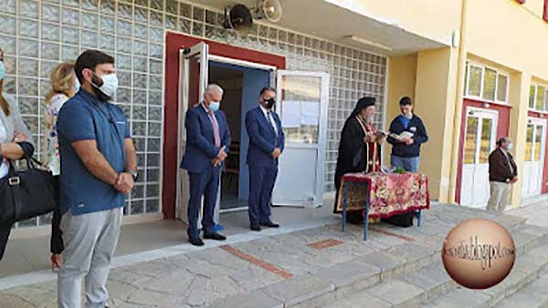 Φραστικό επεισόδιο κατά τη διάρκεια του αγιασμού στο Γενικό Λύκειο Αμυνταίου (Βίντεο)