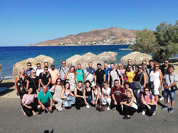 Συμμετοχή του Πολιτιστικού Συλλόγου “Οι Μακεδνοί” στο φεστιβάλ Σύρου “Η φλόγα της παράδοσης”