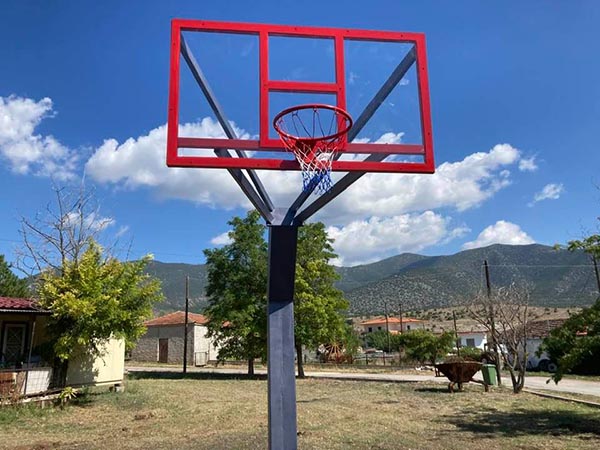 Χρήστος Ελευθερίου: Νέο σχεδόν καινούργιο γήπεδο μπάσκετ στα Λεύκαρα