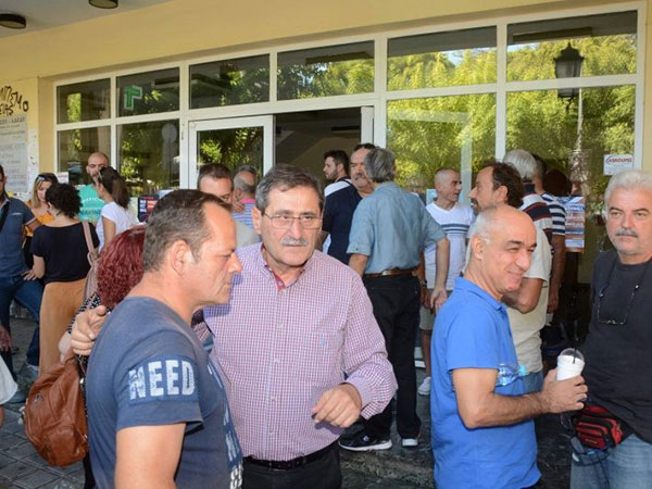 “Όχι” του Δημάρχου Πατρέων στον υποχρεωτικό εμβολιασμό – Δεν προχωρά σε αναστολές εργασίας
