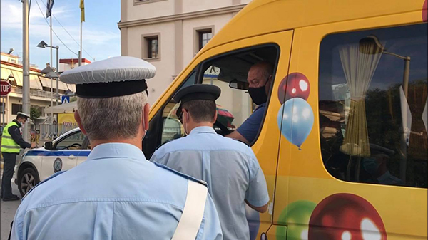 Έλεγχοι της Τροχαίας Εορδαίας στην Πτολεμαΐδα στα σχολικά λεωφορεία