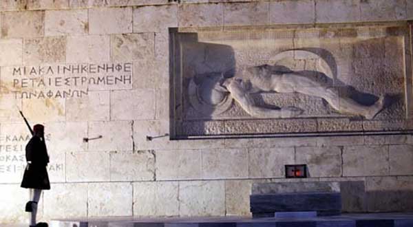 Γιώργος Ντζιμάνης: Περί παρελάσεων