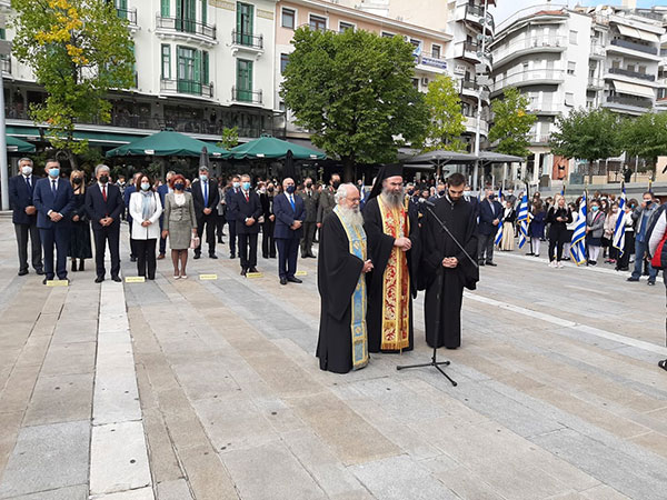 Επιμνημόσυνη δέηση στην κεντρική πλατεία της Κοζάνης