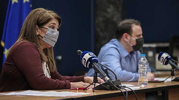 Στα 33 τα κρούσματα της Omicron, άλλα 98 ύποπτα – Ισχυρή σύσταση για τεστ πριν τις κοινωνικές επαφές στις γιορτές