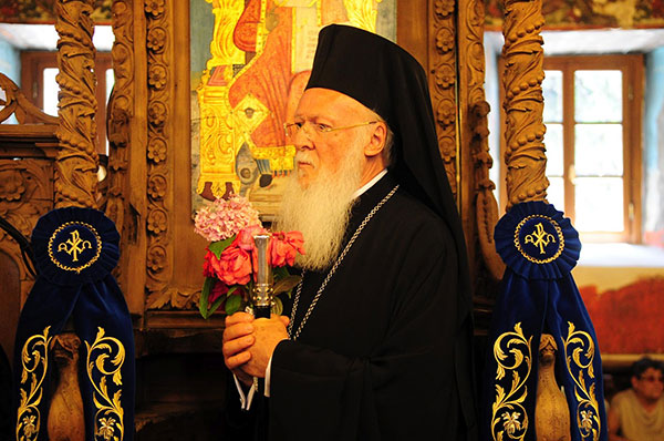 30 χρόνια στον Οικουμενικό Πατριαρχικό Θρόνο Κωνσταντινουπόλεως – Νέας Ρώμης συμπλήρωσε (22-10-2021) ο Οικουμενικός Πατριάρχης κ. Βαρθολομαίος – Φιλώ το χέρι του – του παπαδάσκαλου Κωνσταντίνου Ι. Κώστα