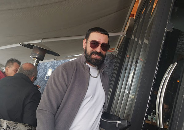 Ο  Υπό σε γνωστό στέκι της Σιάτιστας