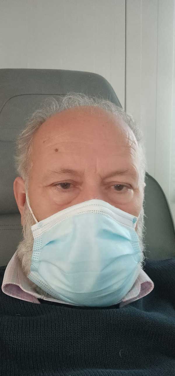 Ο Θωμάς Δαλάκης μετά τη νοσηλεία του :Να προσέχετε τους εαυτούς σας και μην αμελείτε να εμβολιαστείτε!