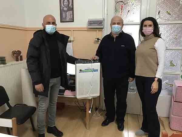 Συσκευές καθαρισμού εσωτερικού αέρα στις δομές του Δήμου Πρεσπών