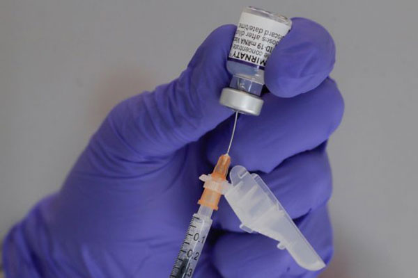 Άκης Σκέρτσος: Ξεπερνάει τα 7,6 εκατομμύρια ο εμβολιασμένος πληθυσμός