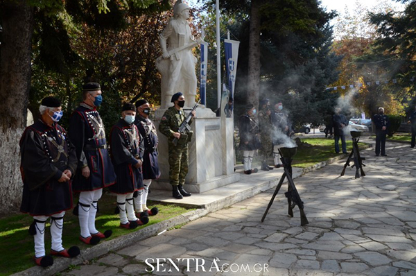Γιορτάστηκαν τα Ελευθέρια της Καστοριάς
