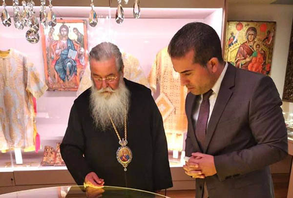 Ο Χάρης Κάτανας στο Κειμηλιαρχείο της Ιεράς Μητρόπολης Σερβίων και Κοζάνης