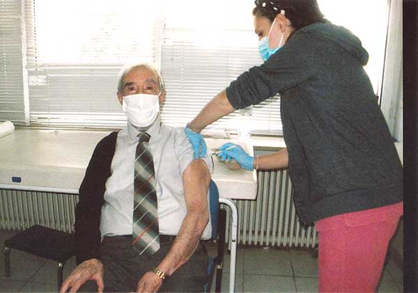 Υποδειγματική τάξη στη διαδικασία εμβολιασμού στο Μαμάτσειο