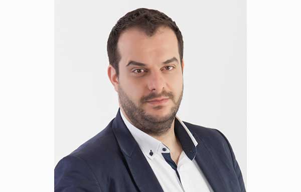 Κοσμάς Καλεντεριάδης: Αλήθεια ποιος είναι αυτός που επέλεξε ότι όσοι κάνανε το εμβόλιο δεν πρέπει να κάνουν τεστ;