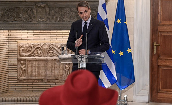 Ένας Μητσοτάκης επιτέλους ανθρώπινος – Του Γιώργου Νούτσου