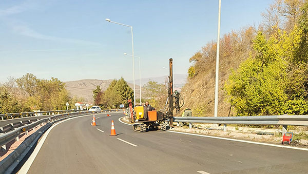 Συντήρηση της εθνικής οδού από την έξοδο της Κοζάνης προς τα Κοίλα