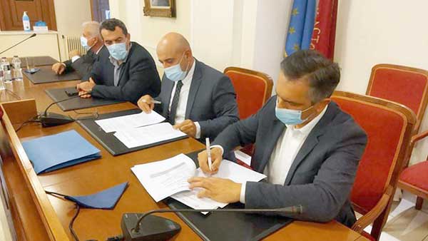 Υπογράφηκε η προγραμματική σύμβαση για την κατασκευή της σήραγγας της Κλεισούρας