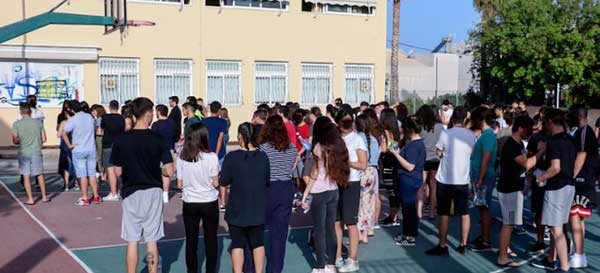 18 ημέρες διακοπές θα κάνουν τα Χριστούγεννα οι μαθητές