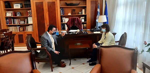 Εθιμοτυπική Επίσκεψη του Βουλευτή Καστοριάς Ζήση Τζηκαλάγια στην Αντιπεριφερειάρχη Καστοριάς Δέσποινα Κοζατσάνη