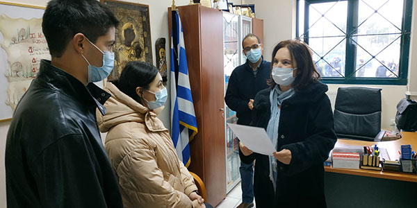 Καλλιόπη Βέττα: «Οι μαθήτριες και οι μαθητές των μουσικών σχολείων δεν πρέπει να αντιμετωπίζονται ως παιδιά ενός κατώτερου Θεού – Επίσκεψη στο Μουσικό Σχολείο Πτολεμαΐδας»
