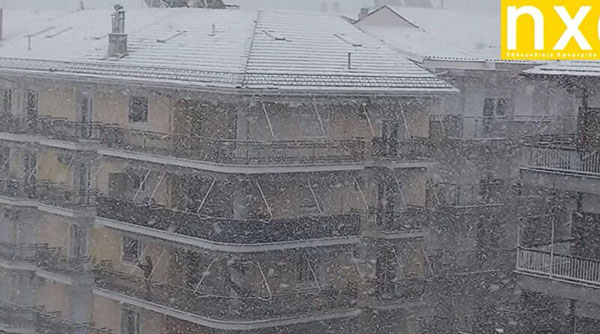 Ισχυρή χιονόπτωση στην πόλη της Φλώρινας (Βίντεο)