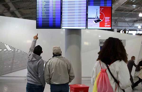 ΥΠΑ: Αλλαγές στο πιστοποιητικό νόσησης για τις πτήσεις του εσωτερικού