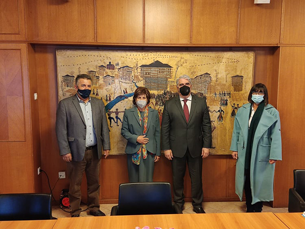 Στην Αθήνα για την προώθηση Θεμάτων της Π.Ε. Καστοριάς η Αντιπεριφερειάρχης Καστοριάς Δ. Κοζατσάνη & ο Θεματικός Αντιπεριφερειάρχης Θ. Μάνος