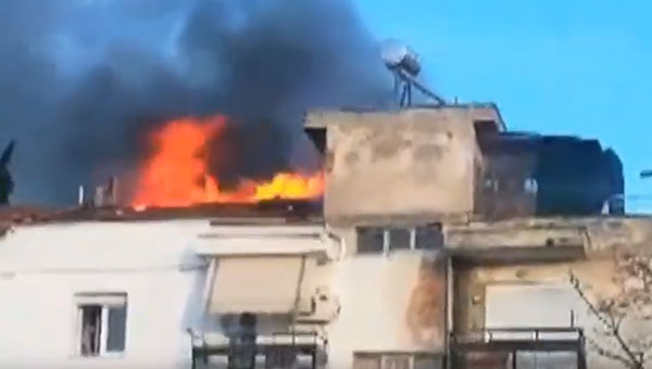 Πυρκαγιά σε κτιριακό συγκρότημα διαμερισμάτων των εργατικών κατοικιών της Πτολεμαΐδας
