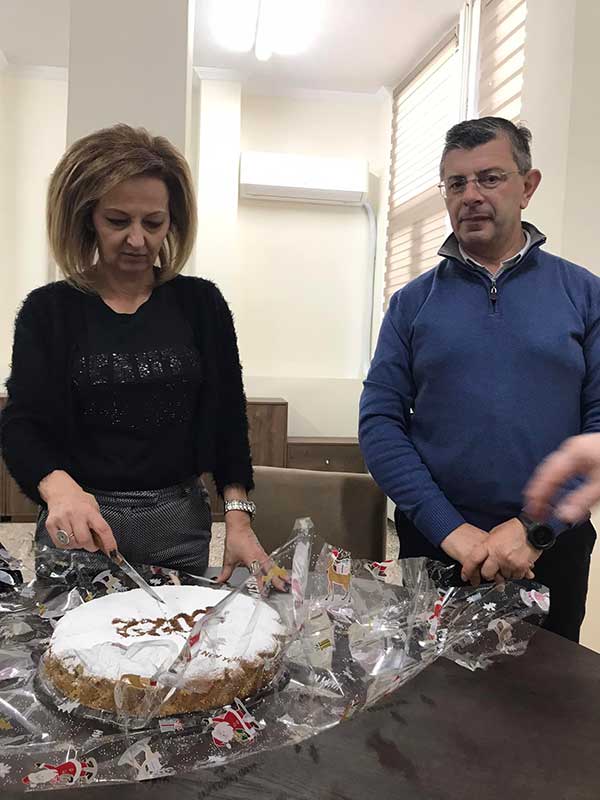 Κοπή πίτας στο Κέντρο Ημερήσιας Φροντίδας Ηλικιωμένων