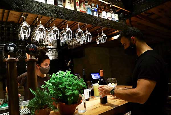 Βγήκε το ΦΕΚ: Αυτά είναι τα νέα μέτρα που θα ισχύουν από Δευτέρα