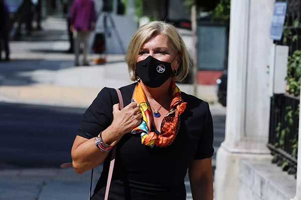 Μίνα Γκάγκα: Αδιανόητες και ψευδείς οι καταγγελίες του Μιχάλη Γιαννάκου για VIP ΜΕΘ σε νοσοκομεία