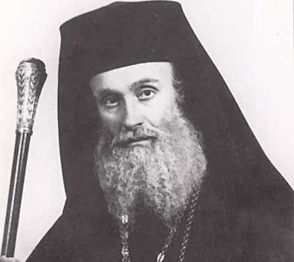 Ο Δεσπότης που ζούσε σαν καλόγερος και πήγαινε στη Σύνοδο με ΚΤΕΛ