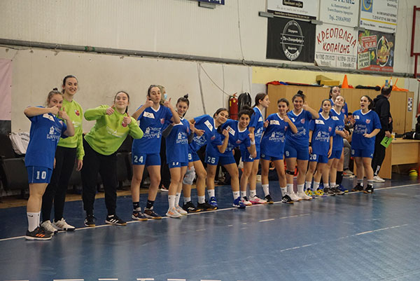 Χάντμπολ: Στραβοπατώντας ξεκίνησαν τις υποχρεώσεις τους στο Climax οι κορασίδες του Εθνικού Κοζάνης