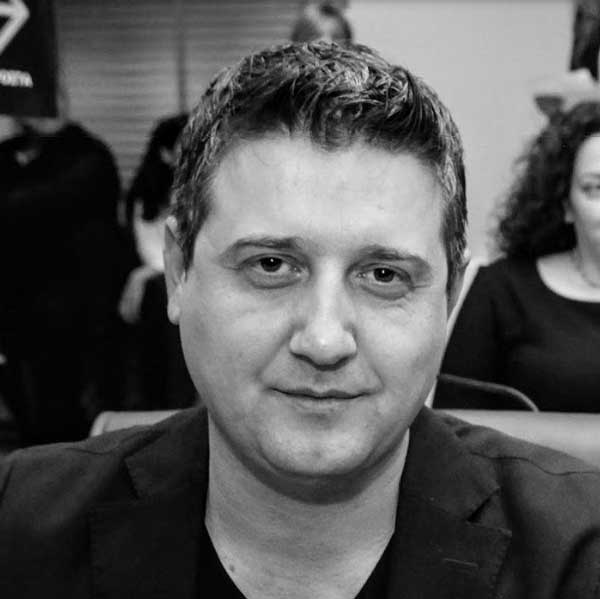 Γιώργος Φτάκας:”Κάποιοι οραματίζονται τα σύγχρονα νοσοκομεία με προσθήκες και τη σύγχρονη οδοποιία με τρίιχνη διατομή”