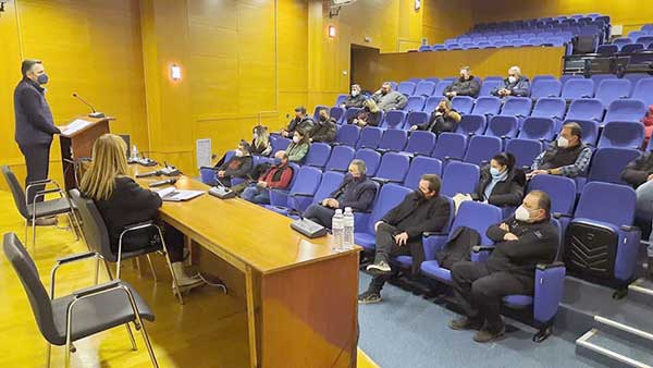 Συνάντηση του Γιώργου Κασαπίδη με τους ιδιοκτήτες πρατηρίων για μια συλλογική επένδυση στον τομέα του υδρογόνου