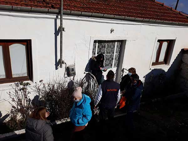 Συνεχίζεται ο επιτόπιος έλεγχος στα σεισμόπληκτα χωριά της Καστοριάς