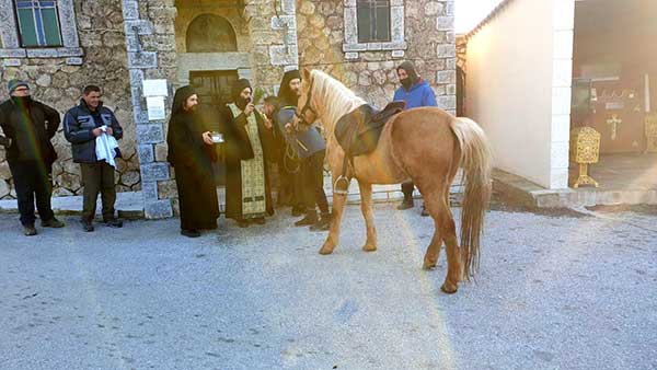 Η επιστροφή των καβαλάρηδων του Κρόκου έχει ξεκινήσει