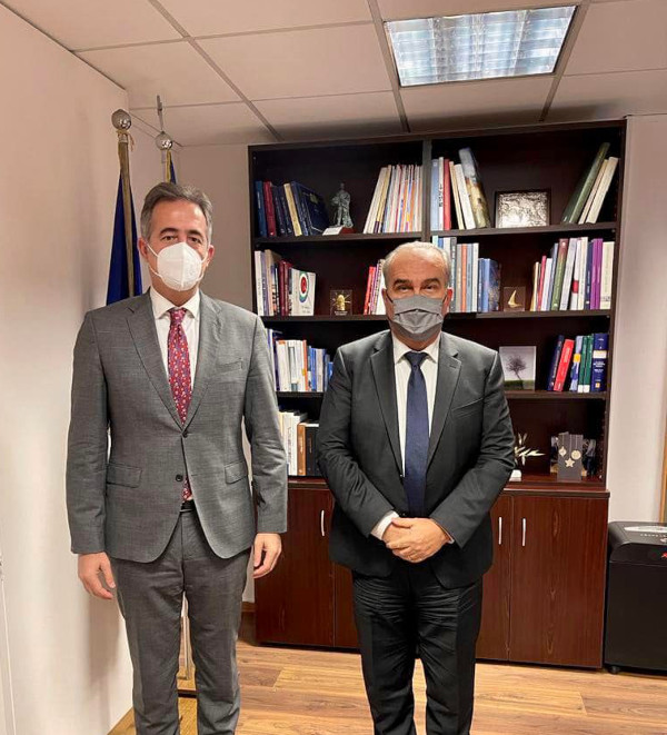 Συνάντηση του Βουλευτή ΠΕ Κοζάνης Στάθη Κωνσταντινίδη με τον Αν. Υπουργό Ανάπτυξης και Επενδύσεων Νίκο Παπαθανάση