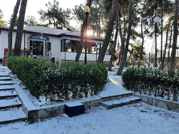 Για τρία ακόμα χρόνια το αναψυκτήριο Αγίου Δημητρίου στον ίδιο εκμισθωτή με 110.000 ευρώ οφειλή